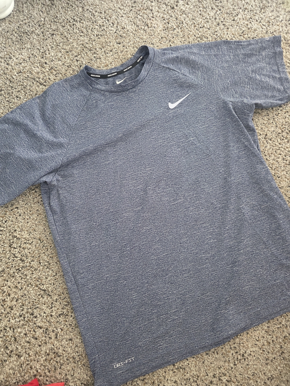 Nike Men’s Dri-FIT Heathered Blue Short Sleeve Shirt Swimshirt Spf Swimsuit Top